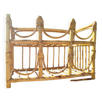 Rattan shelf, several boxes