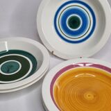 Mismatched service, five hand-painted plates from the Gien earthenware factory, unique models
