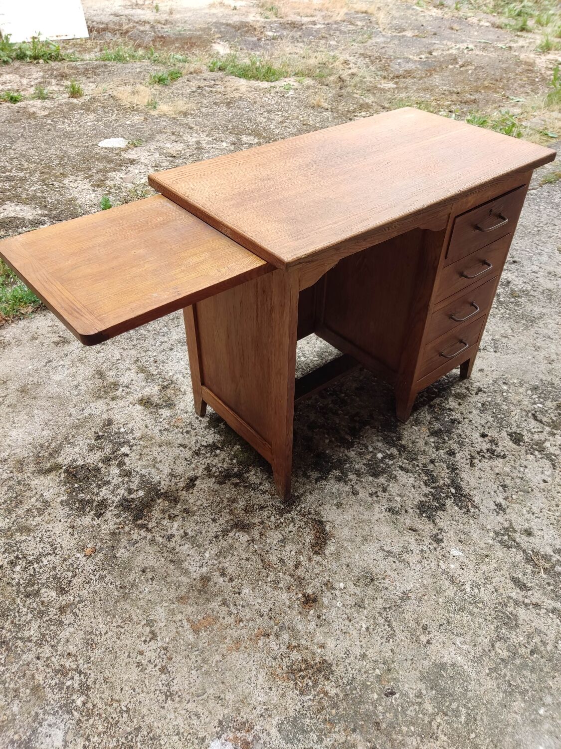 Oak desk