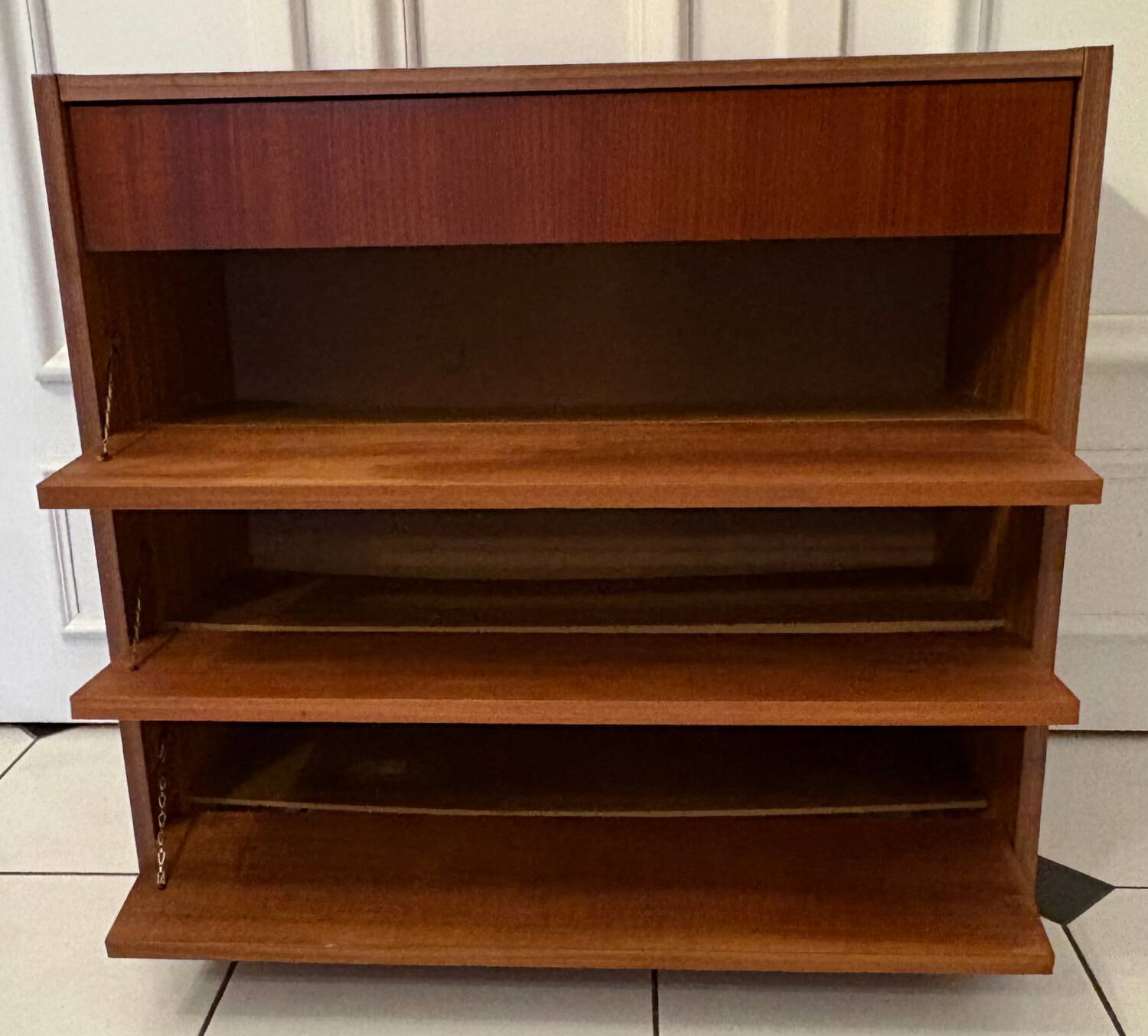 Meuble à chaussures vintage