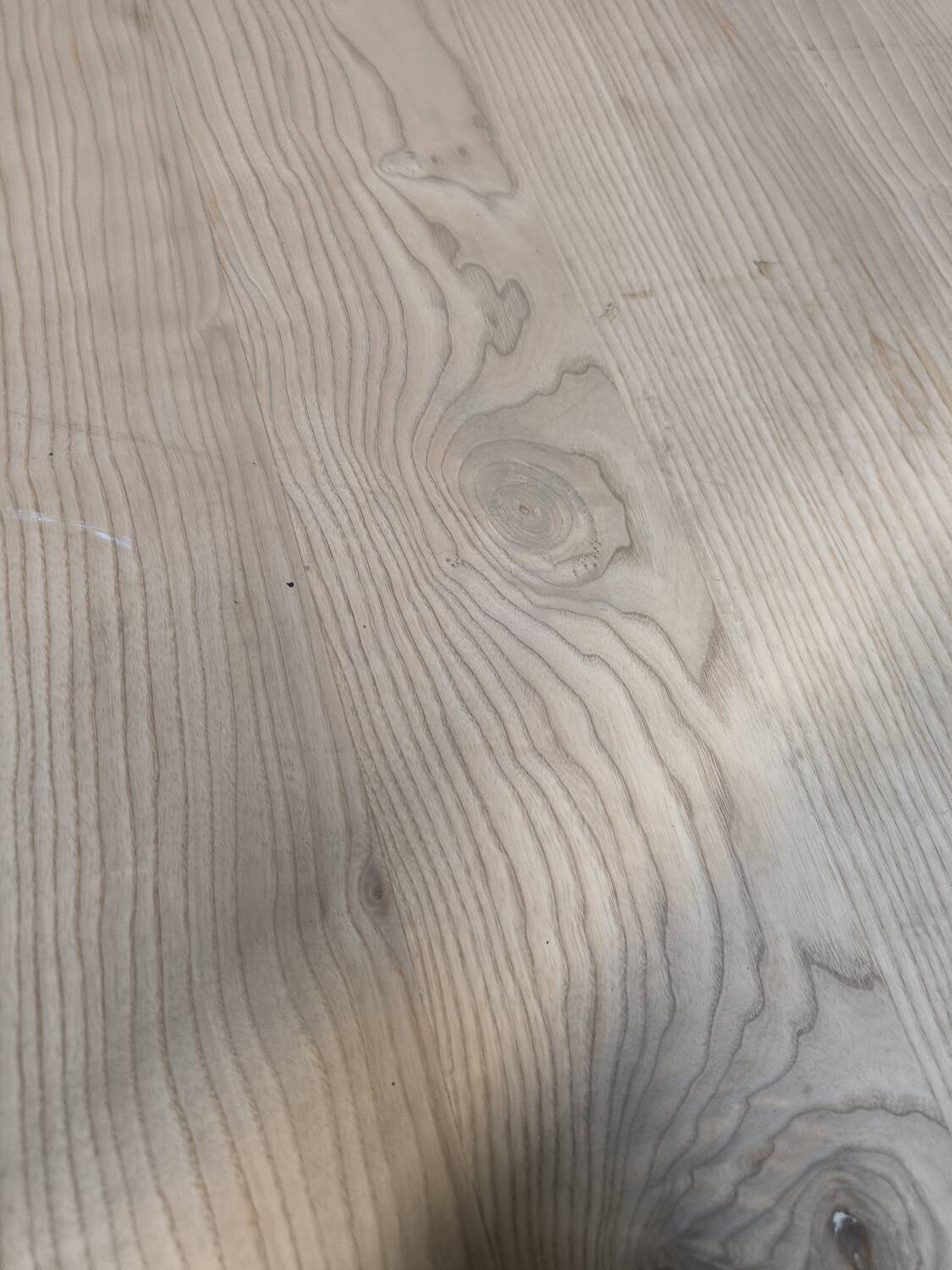 Table basse en frêne massif double plateau vers 1980