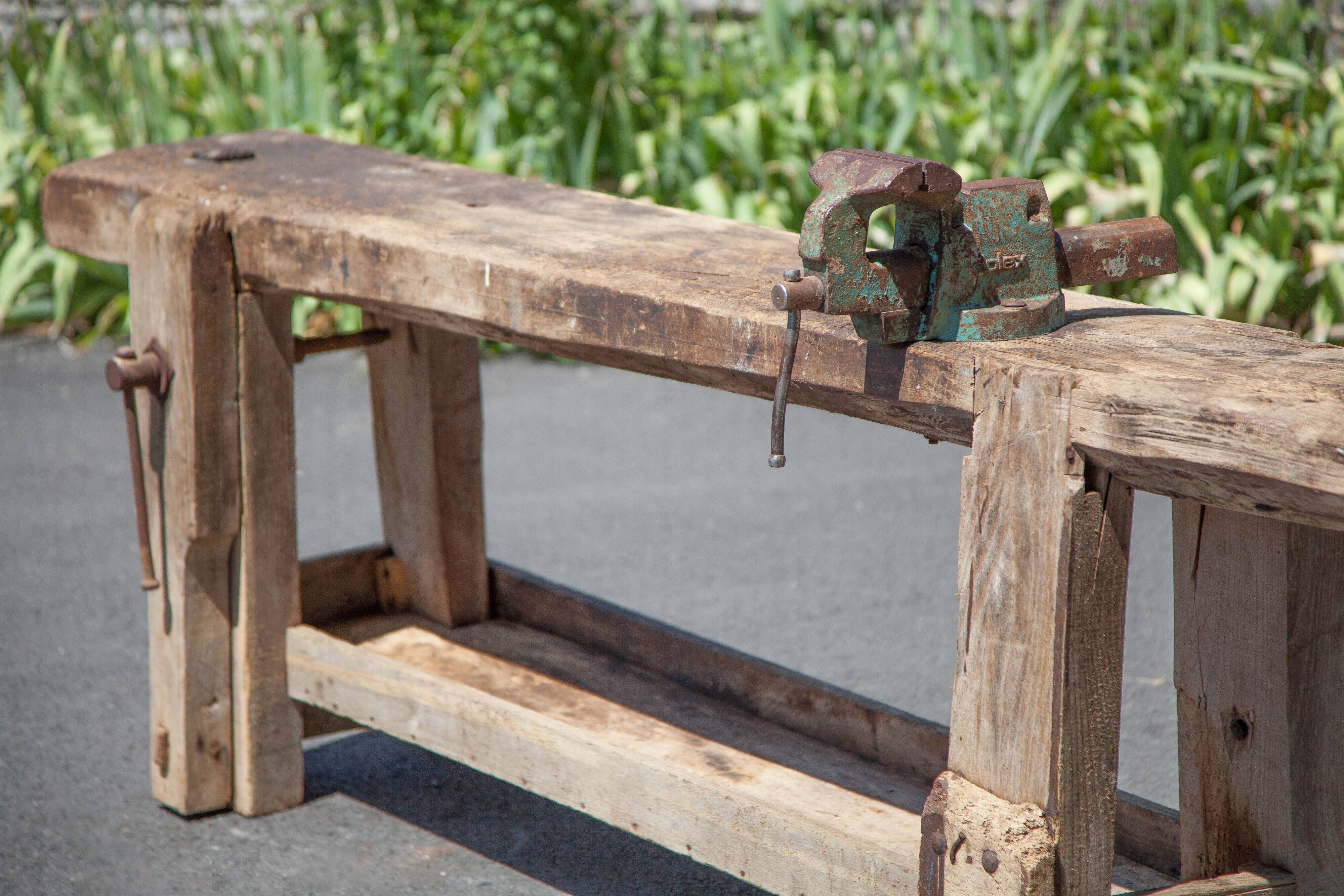 Large carpenter's workbench, old workbench, wooden workbench, industrial decoration