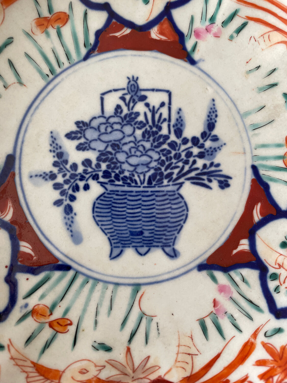 Porcelain plate Imari nineteenth century
