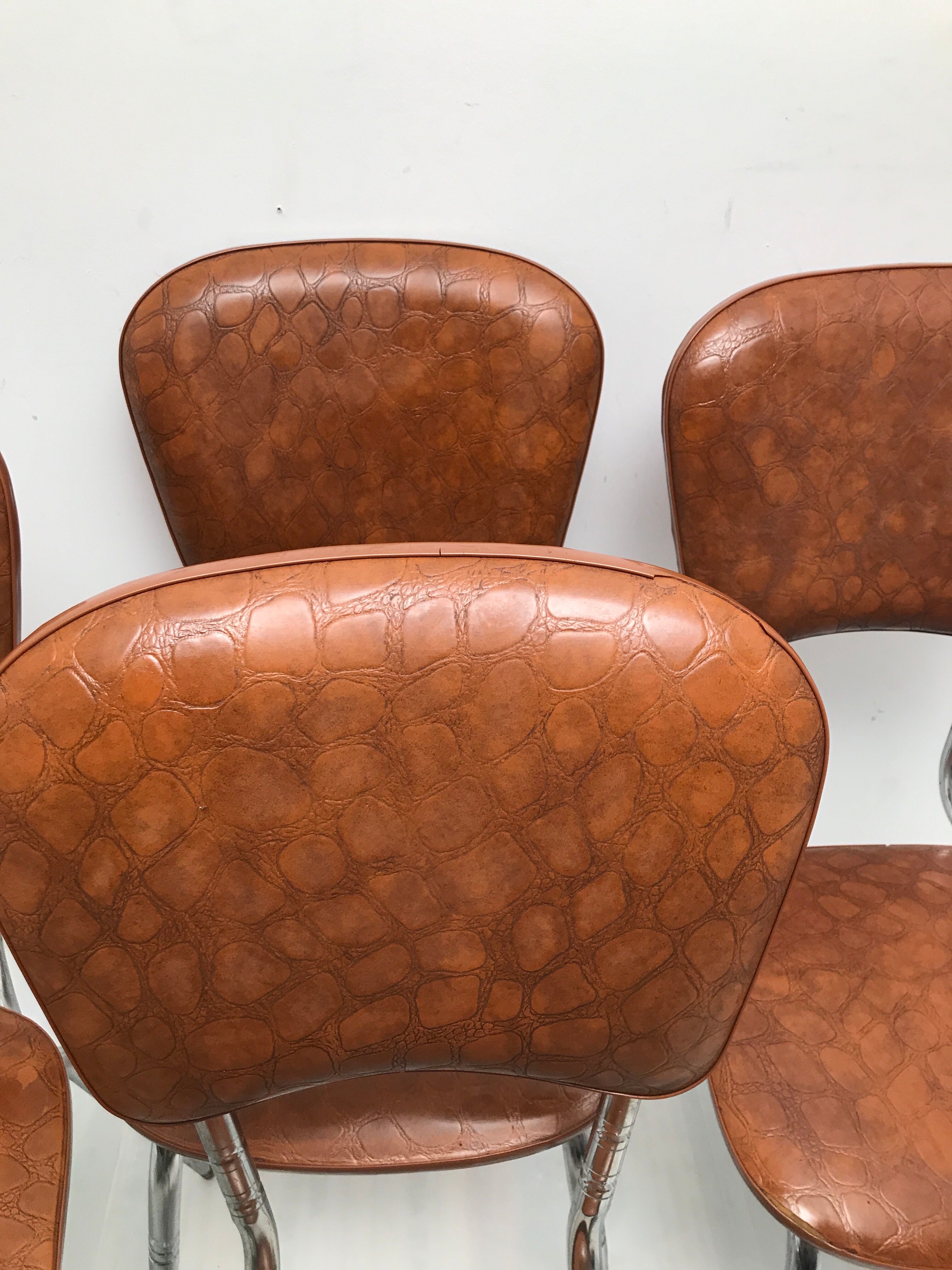 Set de 4 chaises formica et skai année 50
