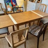 Extendable farmhouse table with 2 vintage leaves