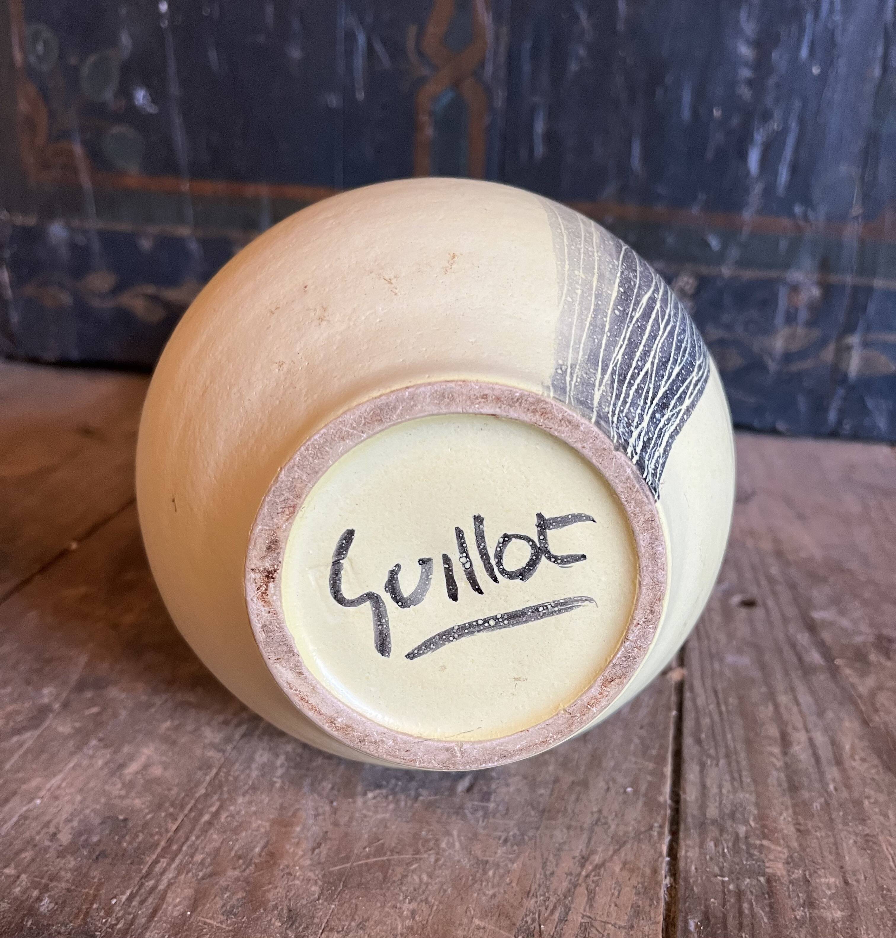 Grand pichet en céramique. Marcel Guillot.