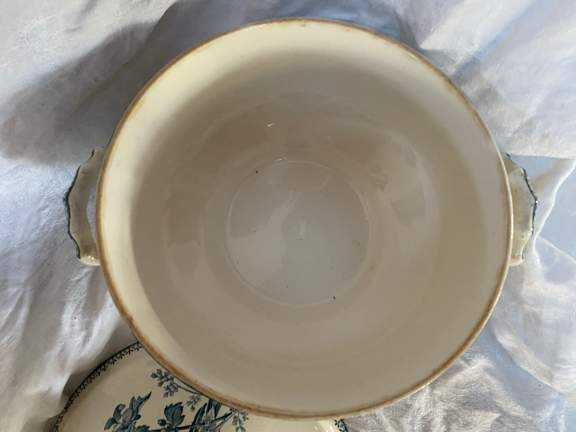 Ironstone soup tureen Longwy model Tits