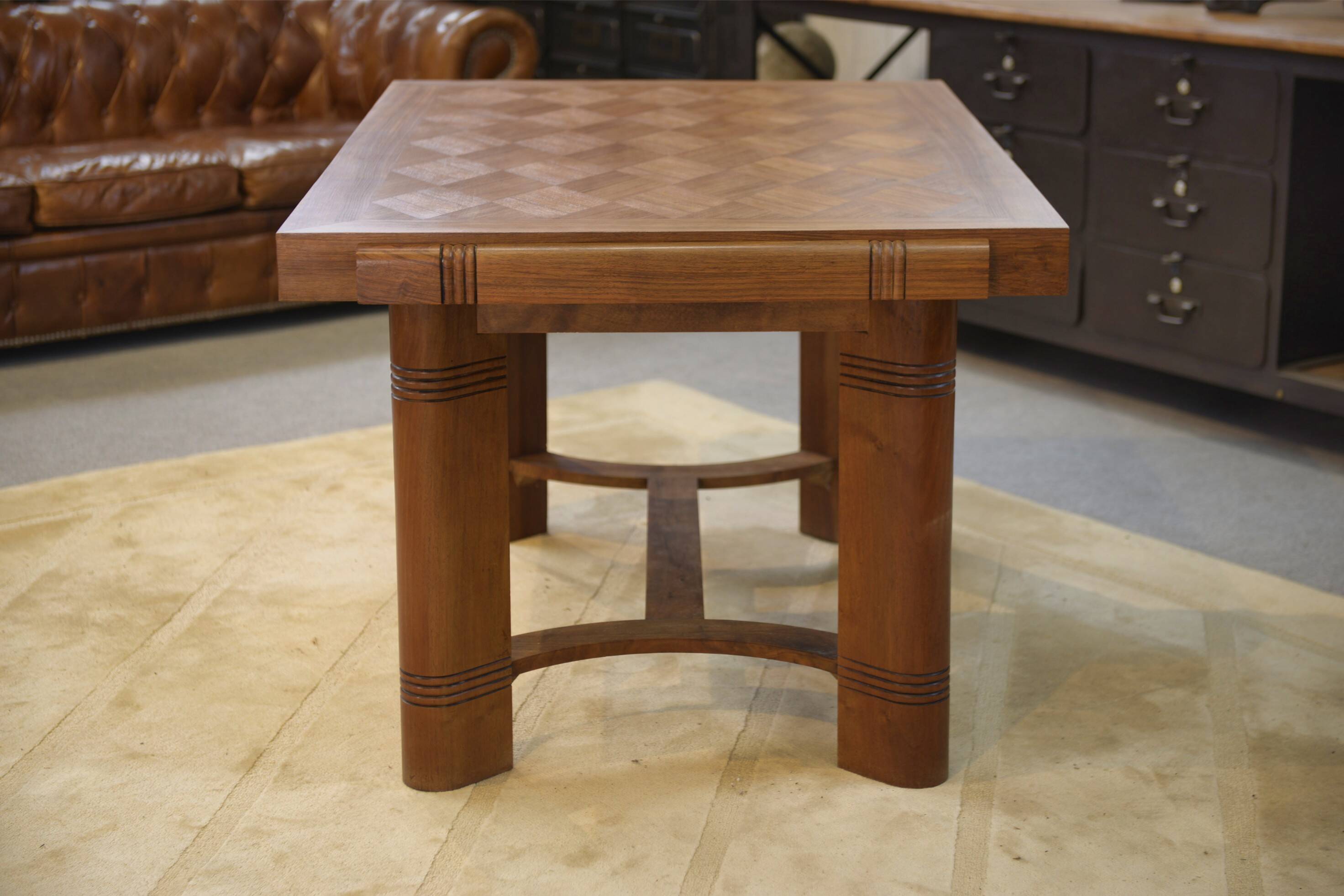Table en noyer 1940’s