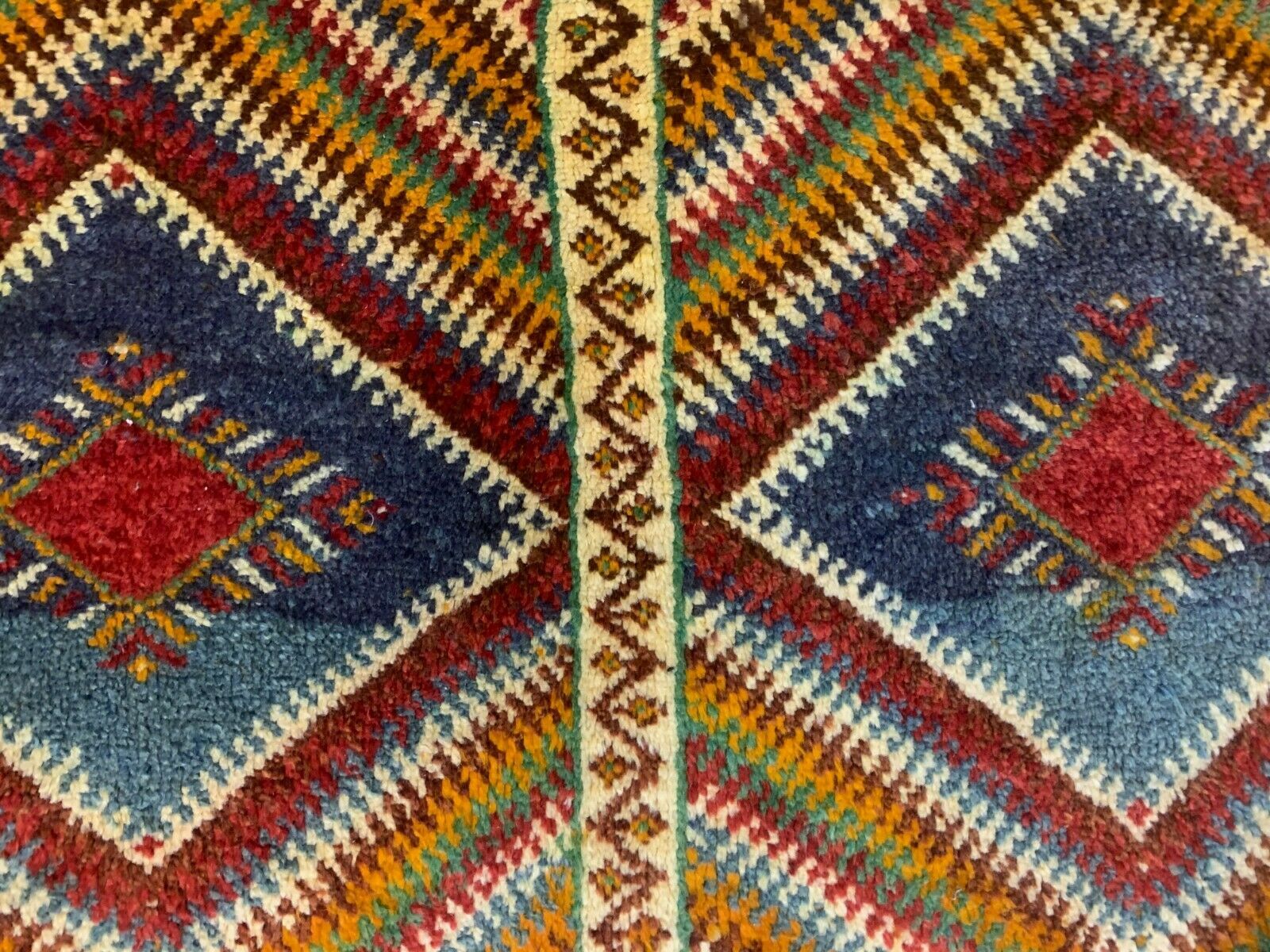 Moroccan rug 345x150 cm Tazenacht
