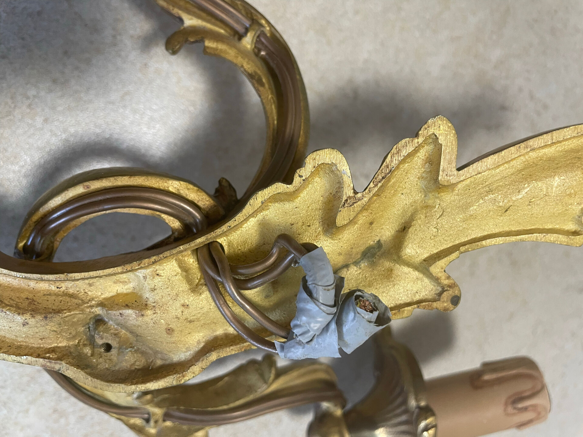 Set of 2 Louis XV bronze wall lights