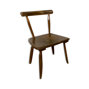 chaise en bois style primitif brutaliste