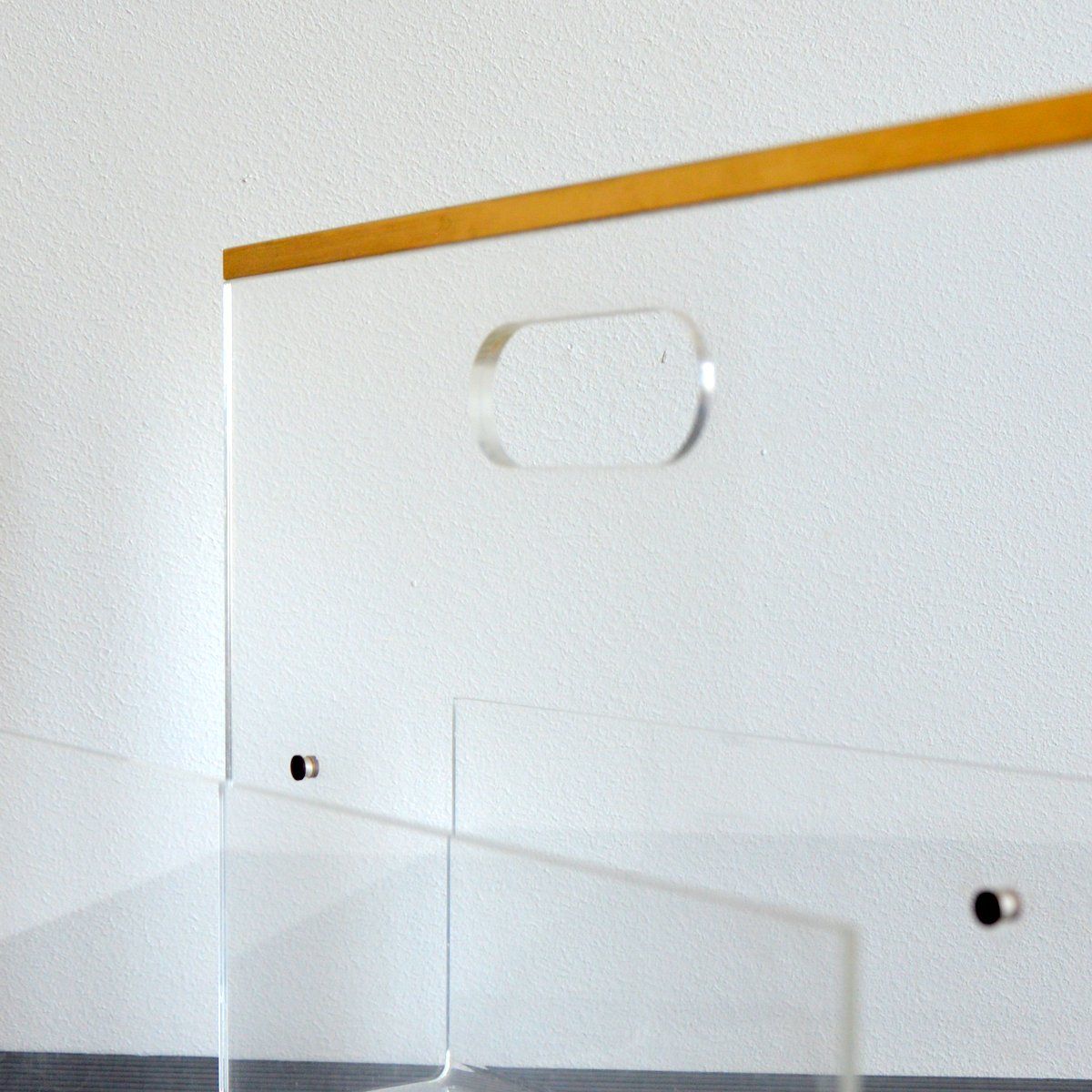 Magazine holder 1970
