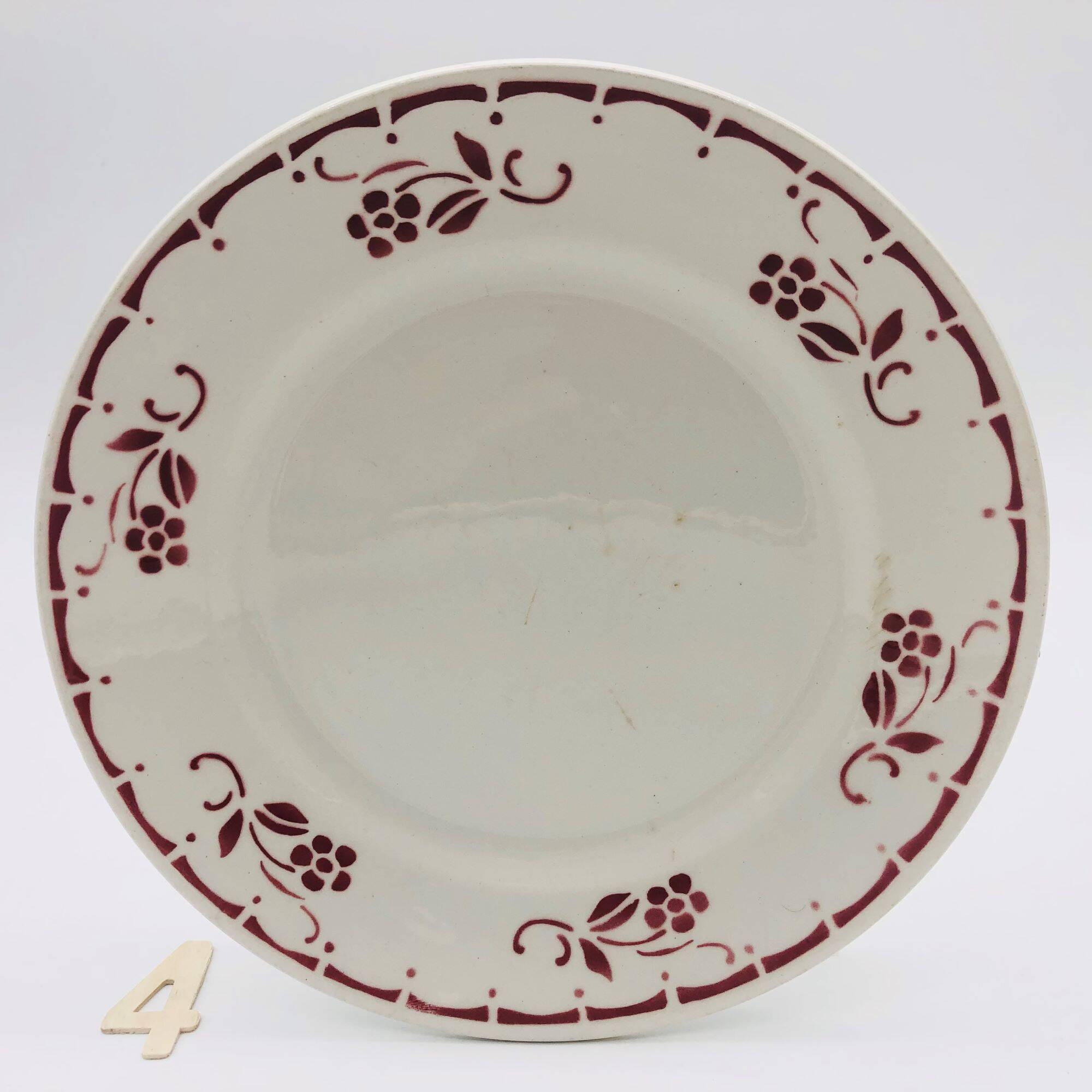 6 “St-Amant” dessert plates, Magali model