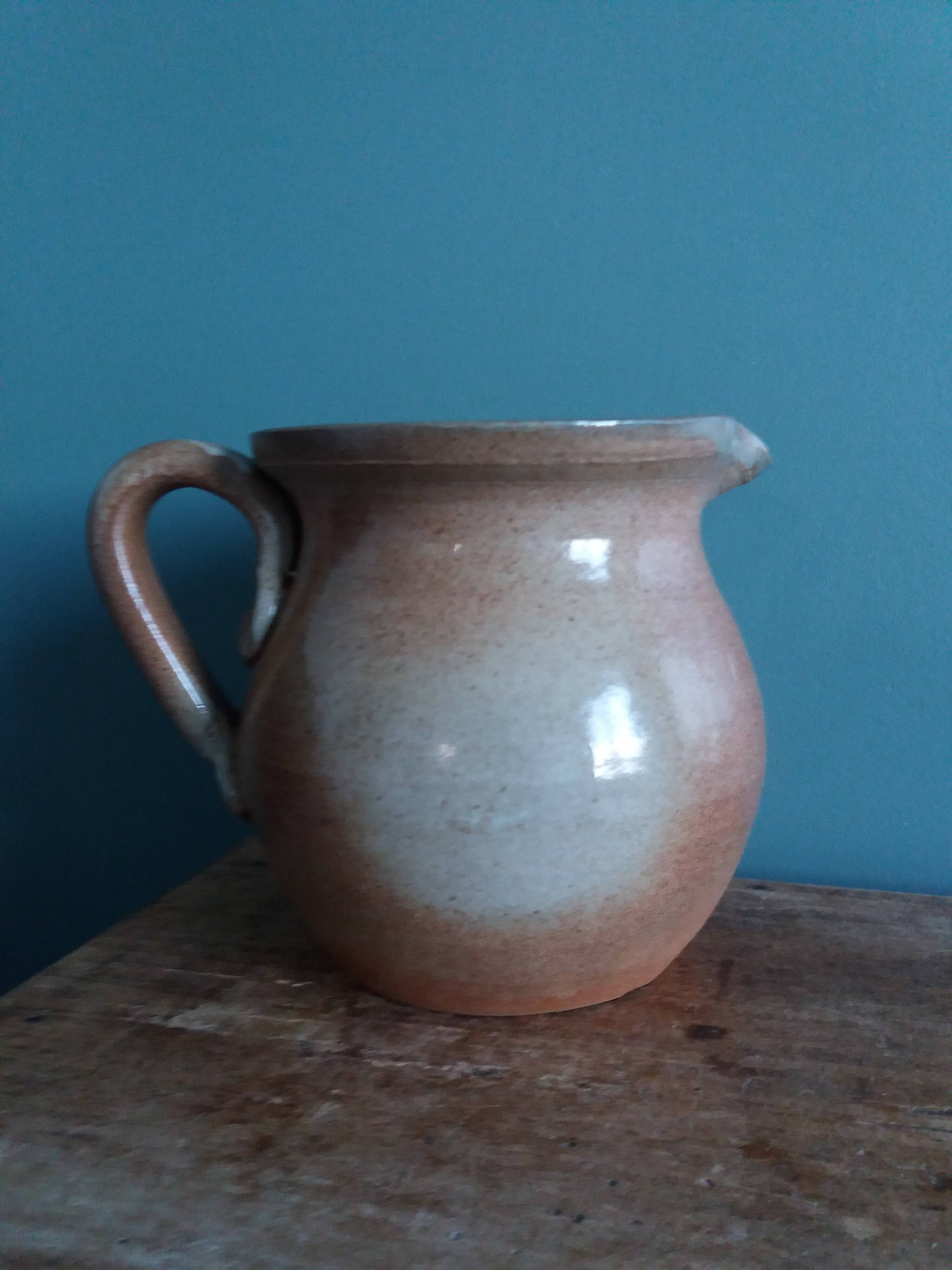 Stoneware ice bucket signed