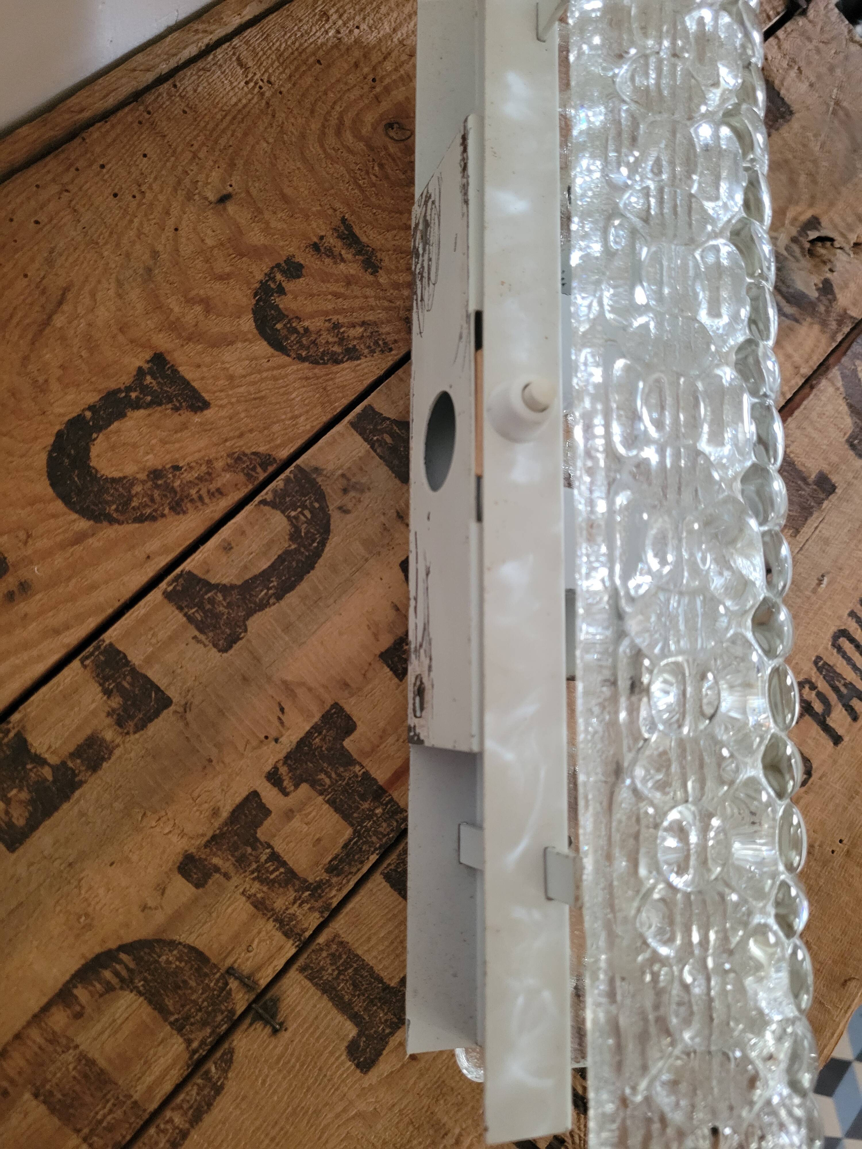 Bubble molded glass wall lamp