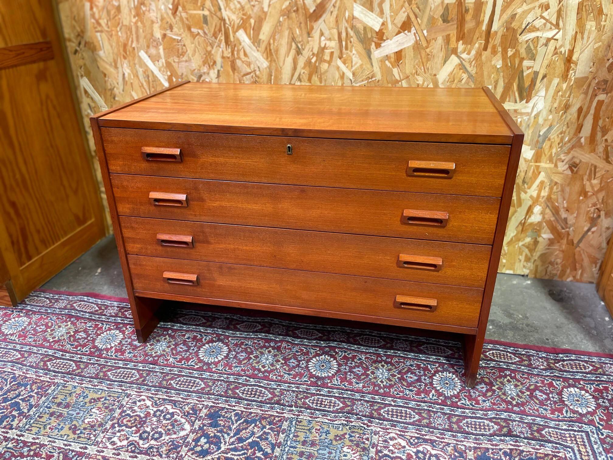 Commode scandinave en teck vintage années 60