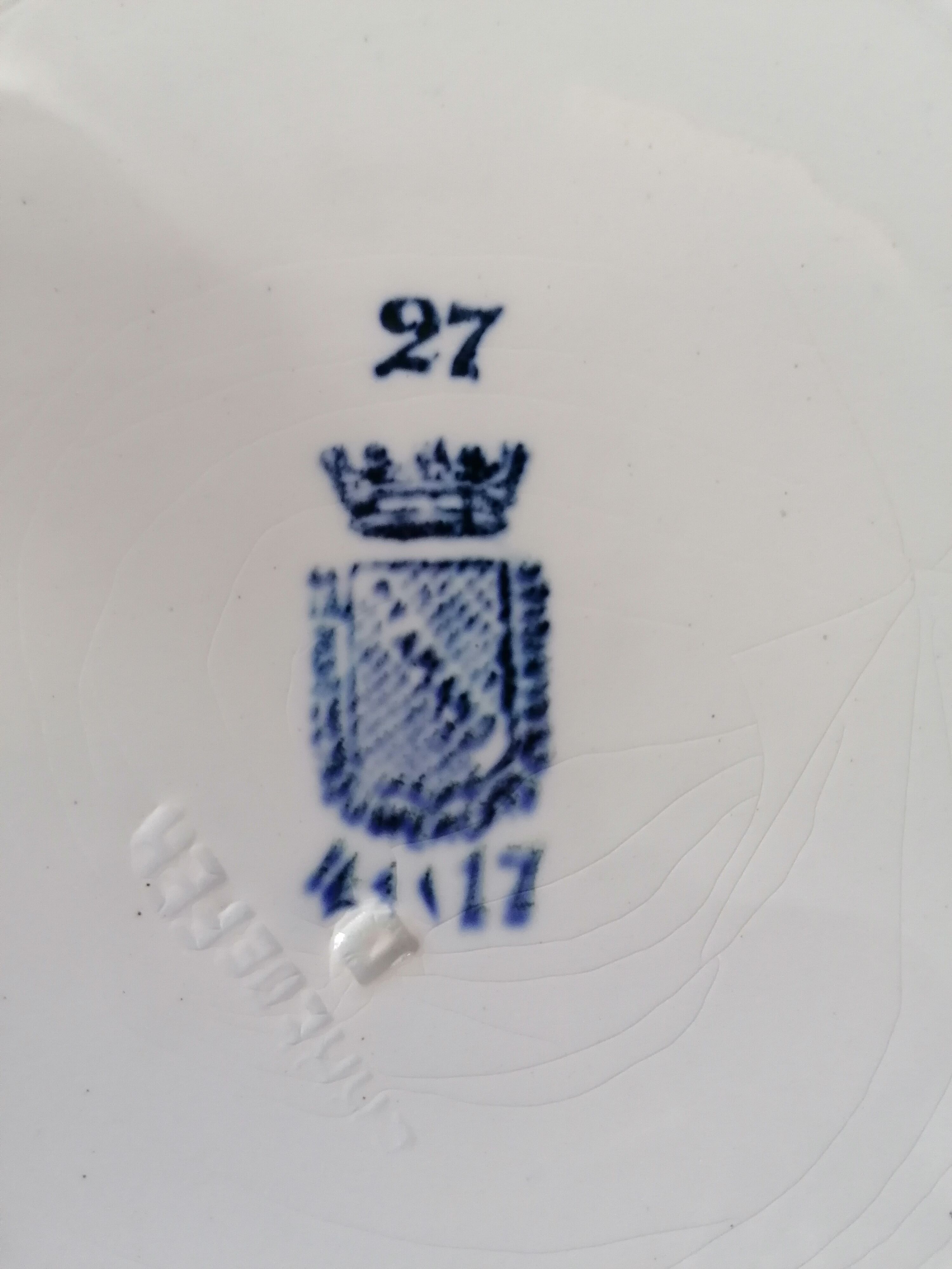 Set of 4 plates St Amand Terre de Fer