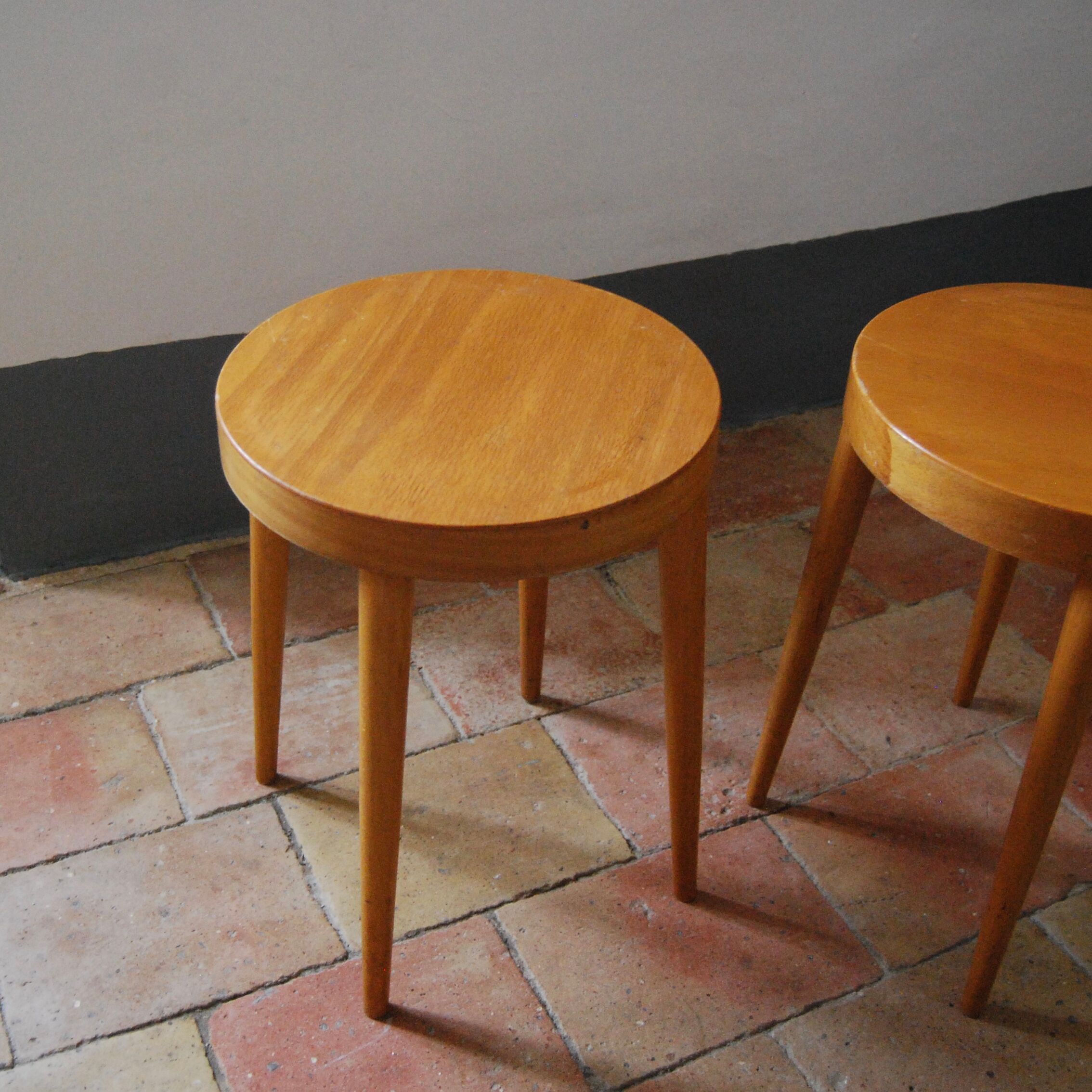 Baumann wooden stool