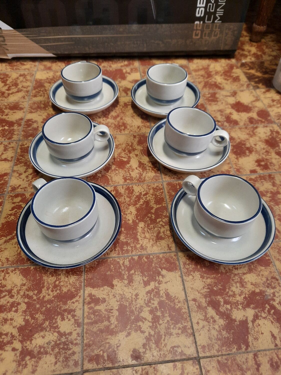 Set of 6 vintage ceramic cups