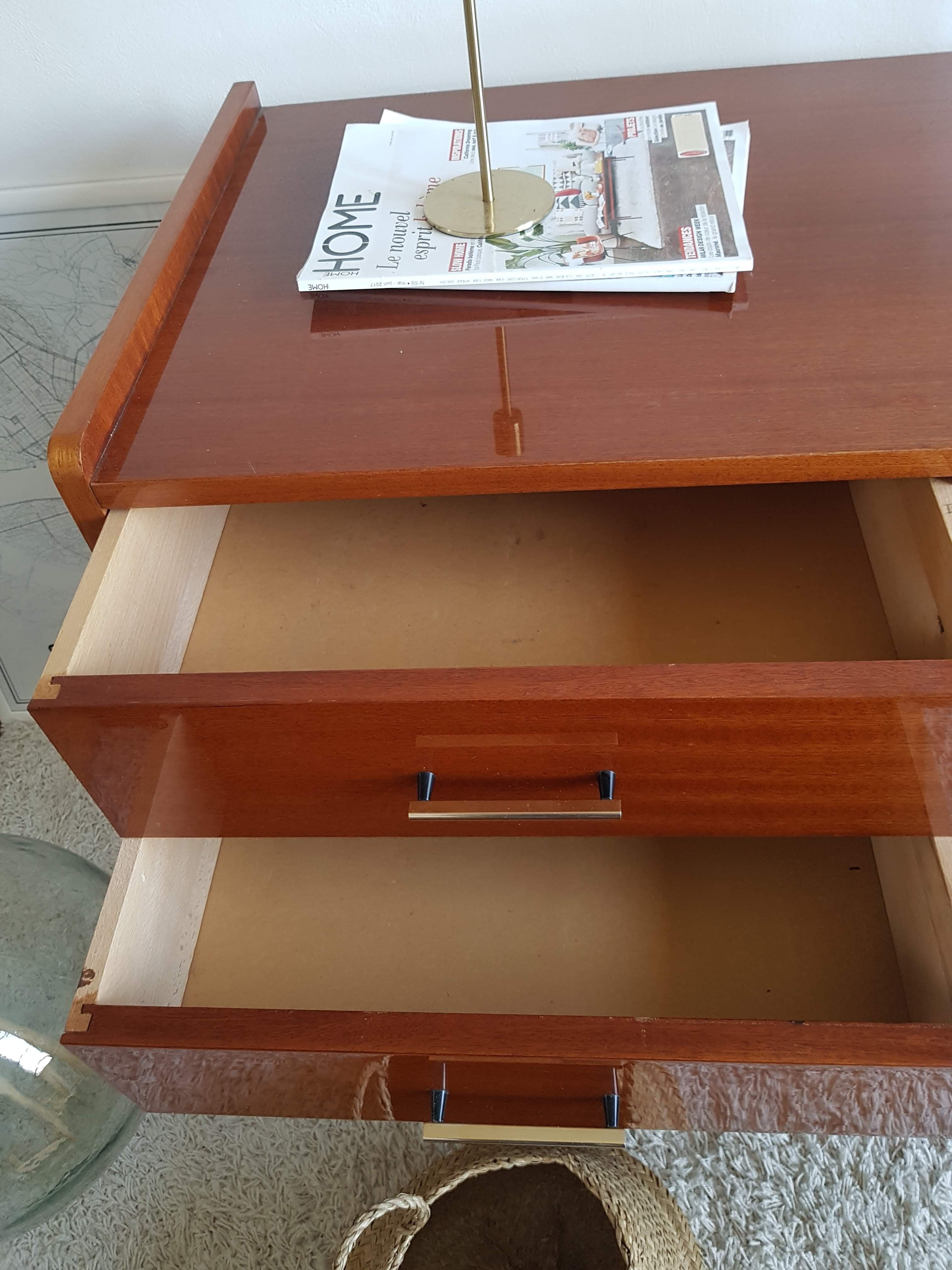 Buffet feet compass circa 1960