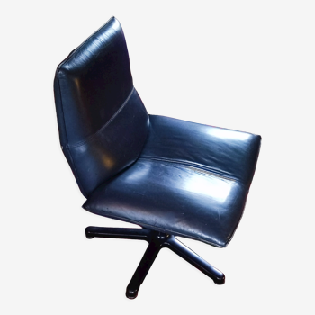 Delta Jean-Louis Berthet armchair for International Furniture