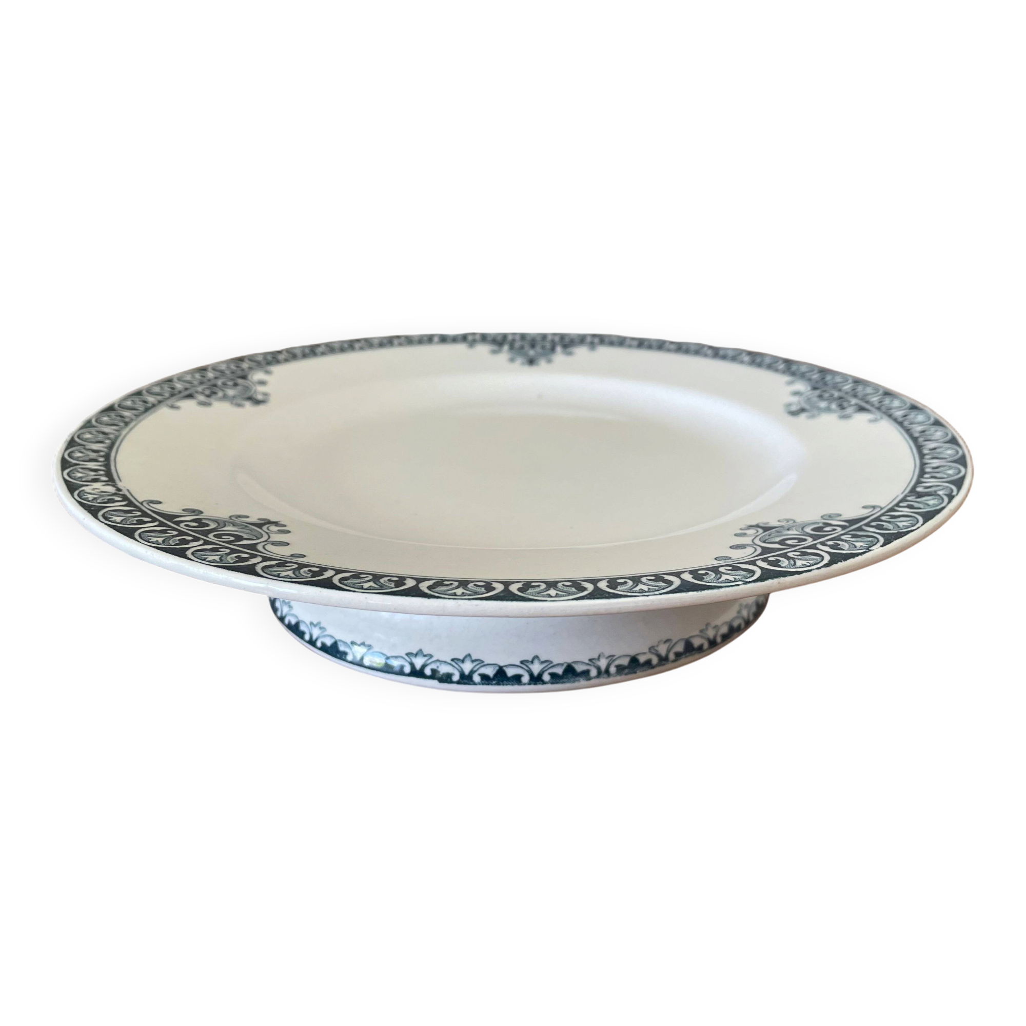 Antique dish for mignardises in Saint-Amand earthenware (Nord)