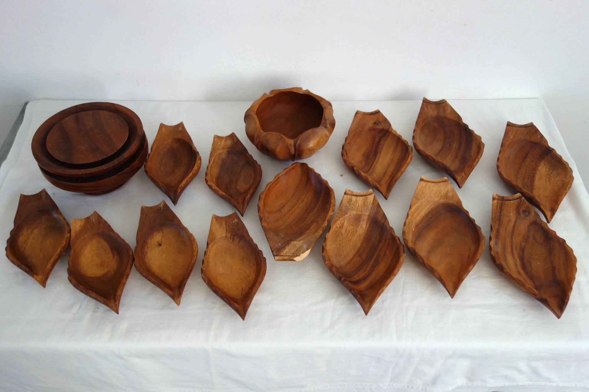 Large lotus flower vintage wooden aperitif service
