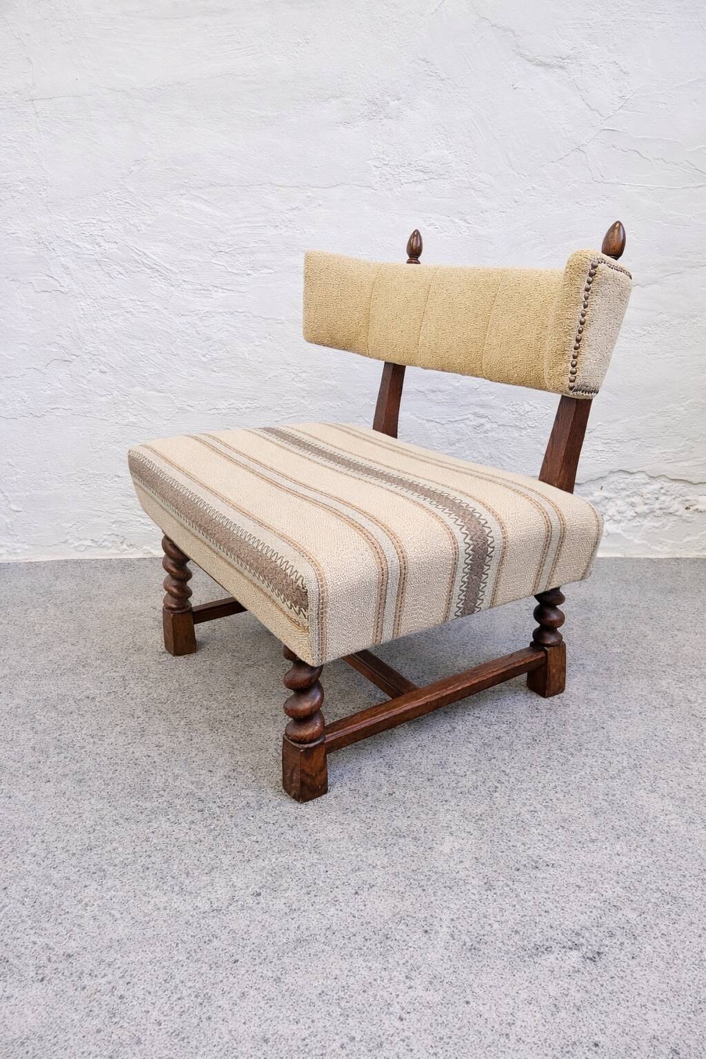 Transitional Hungarian armchair (Art Deco period), 1930s