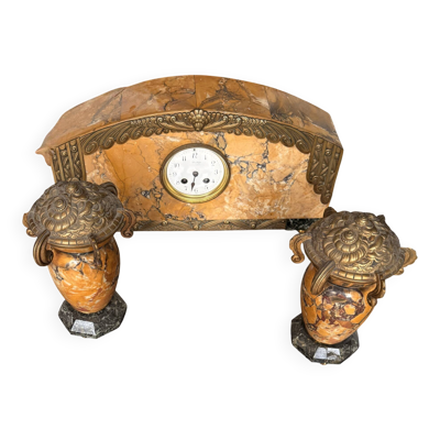 Garniture de cheminée ancienne Art Déco en marbre jaune de Sienne