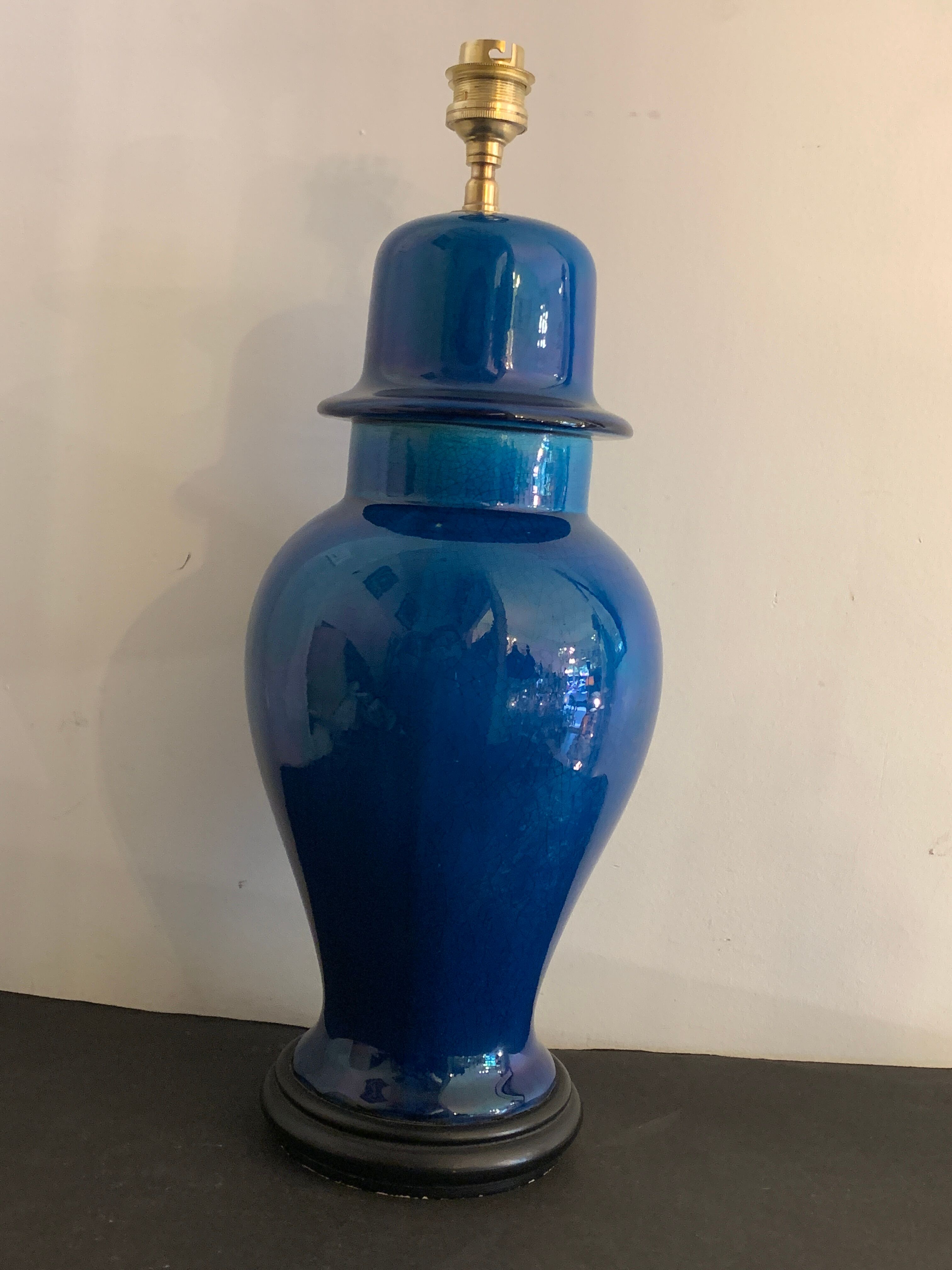 Cracked ceramic lamp base, 1970