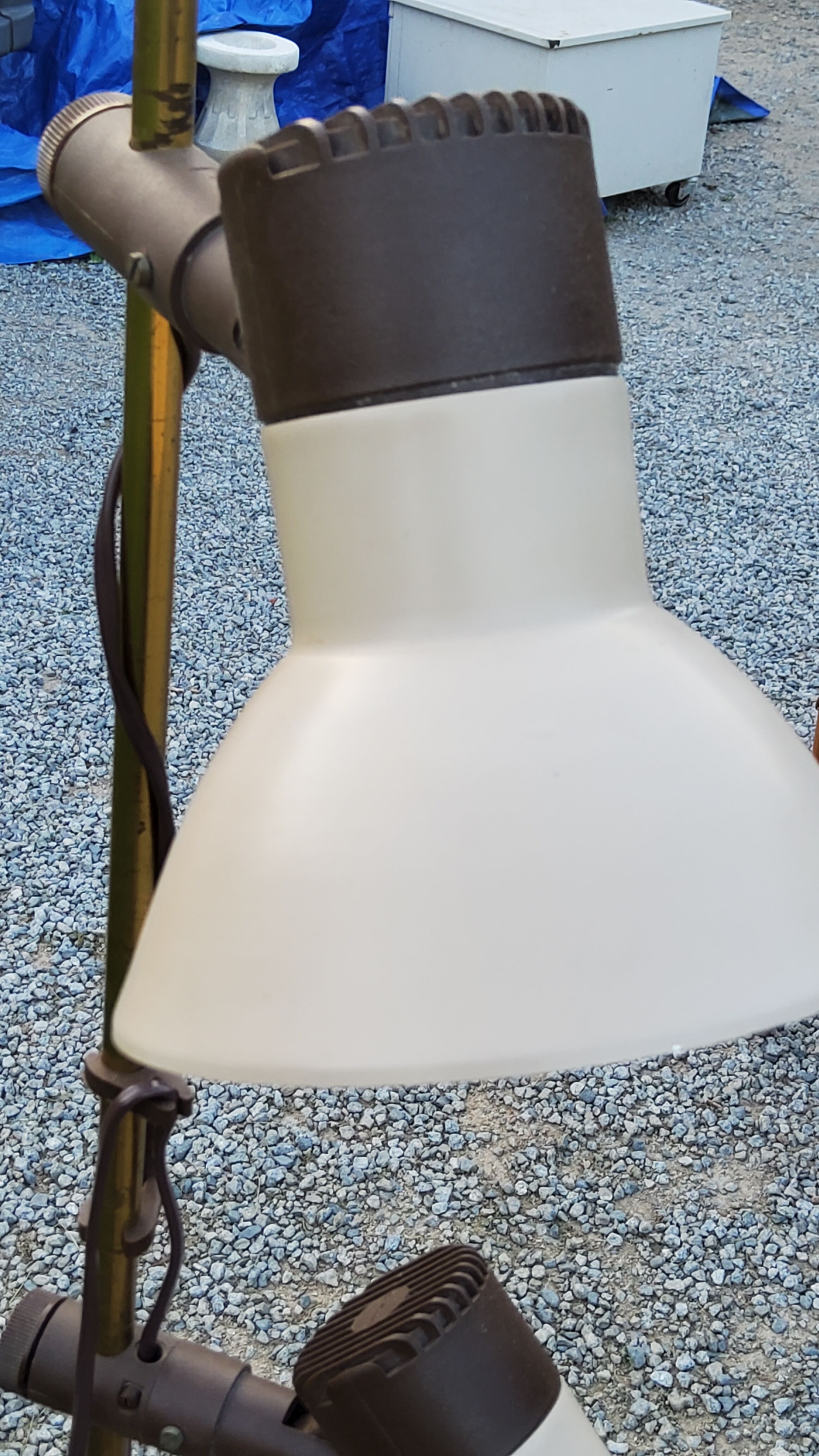 Floor lamp of the 70s in gilded brass lacquered beige metal and brown plastic 2 spots