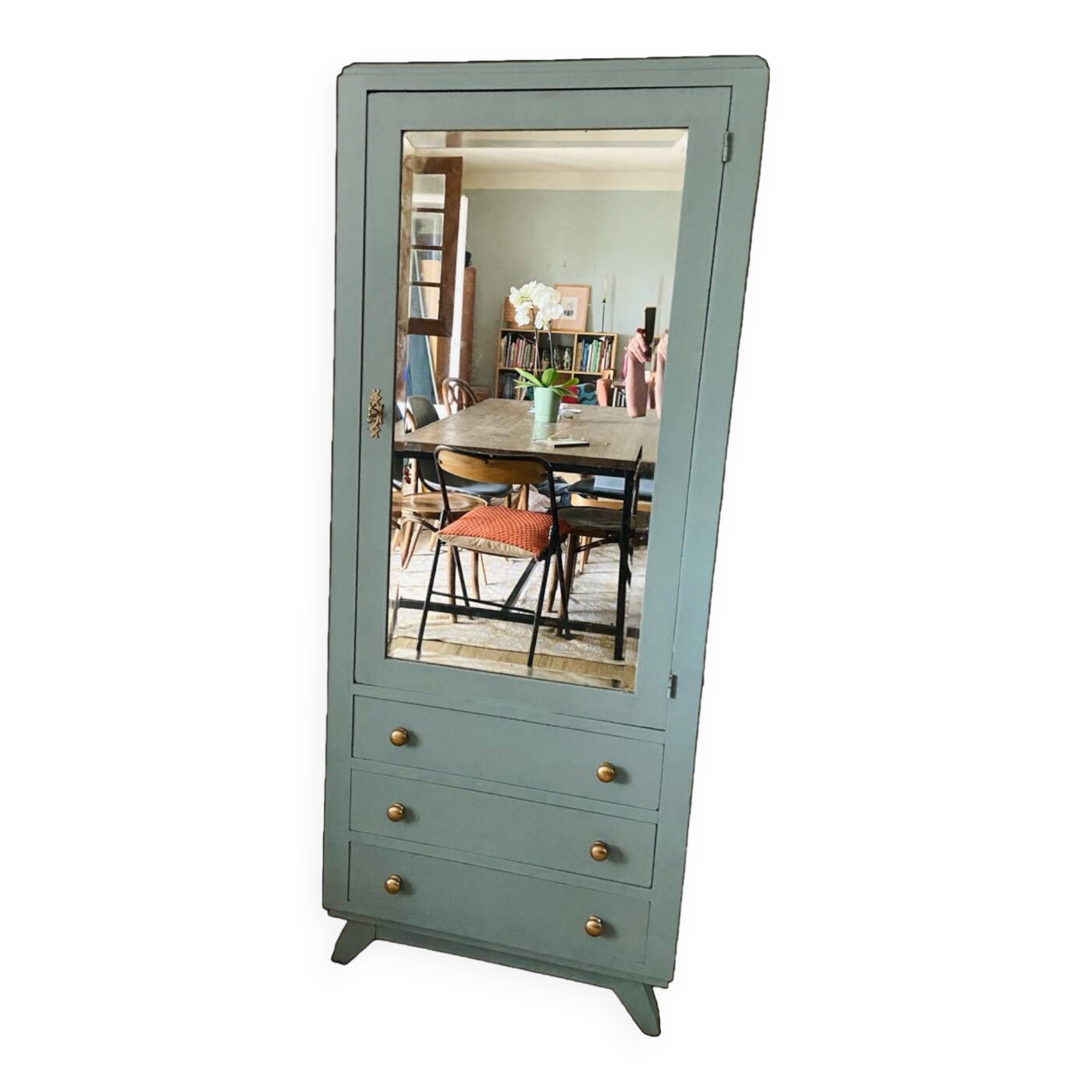 Vintage Parisian wardrobe