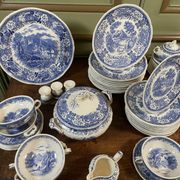 Villeroy & Boch Burgenland service, 82 pieces (1950s)