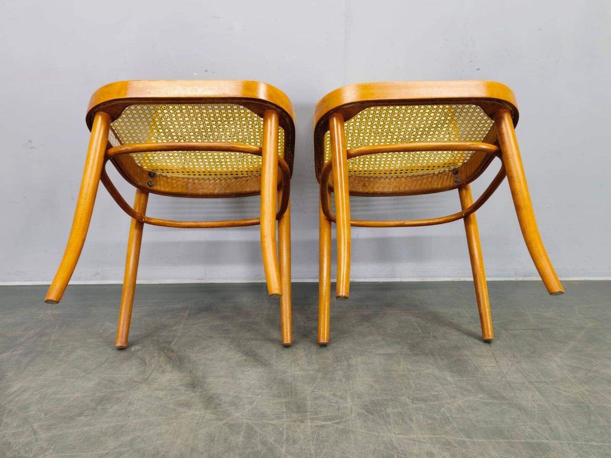Ensemble de 4 Chaises en Bois Cintré No. 811 après Hoffmann, années 1990