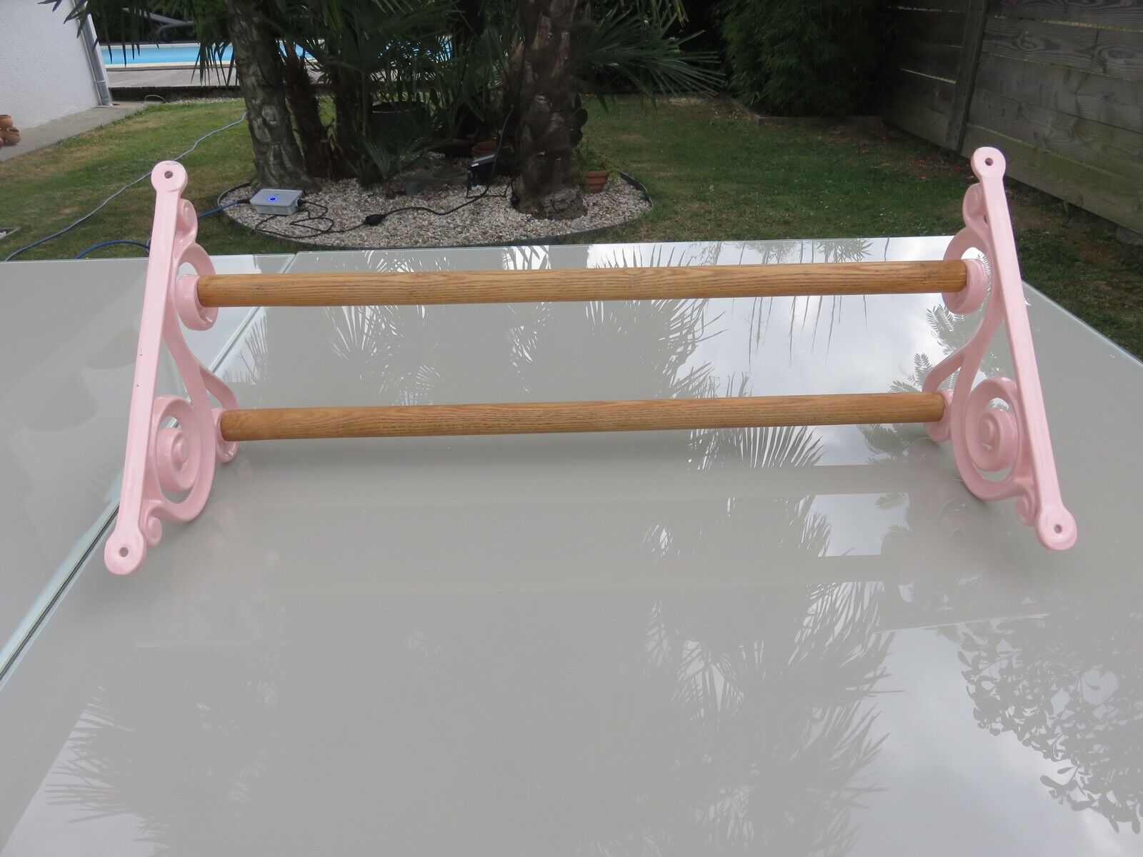 Old towel rack art deco in pink enamelled cast iron