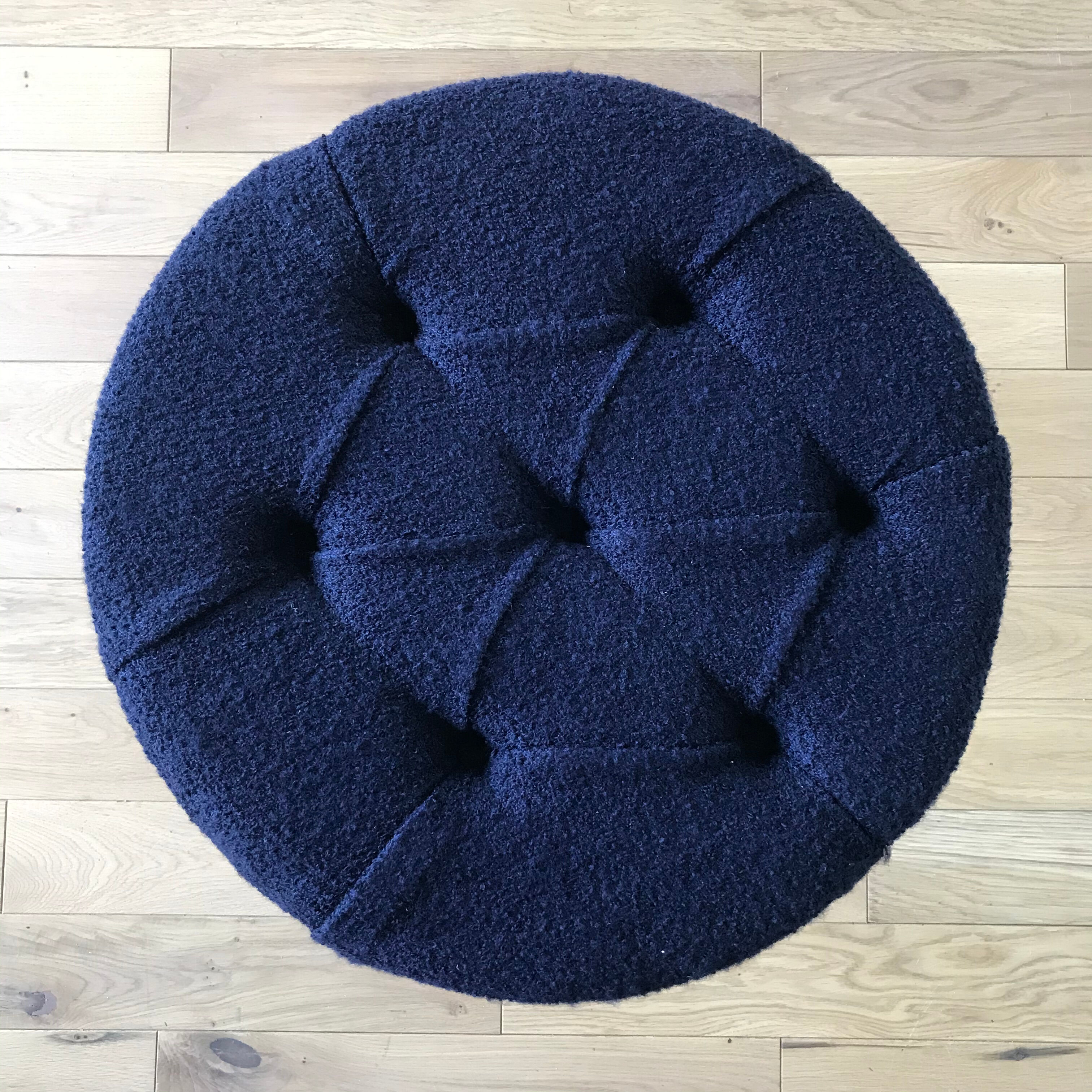 Pair of poufs