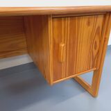 Vintage sled leg pine executive desk from the 60s-70s