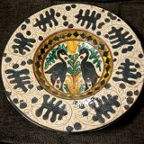 Ceramic plate with graffito stylised birds in the Pesaro Faenza style, early 1900s.