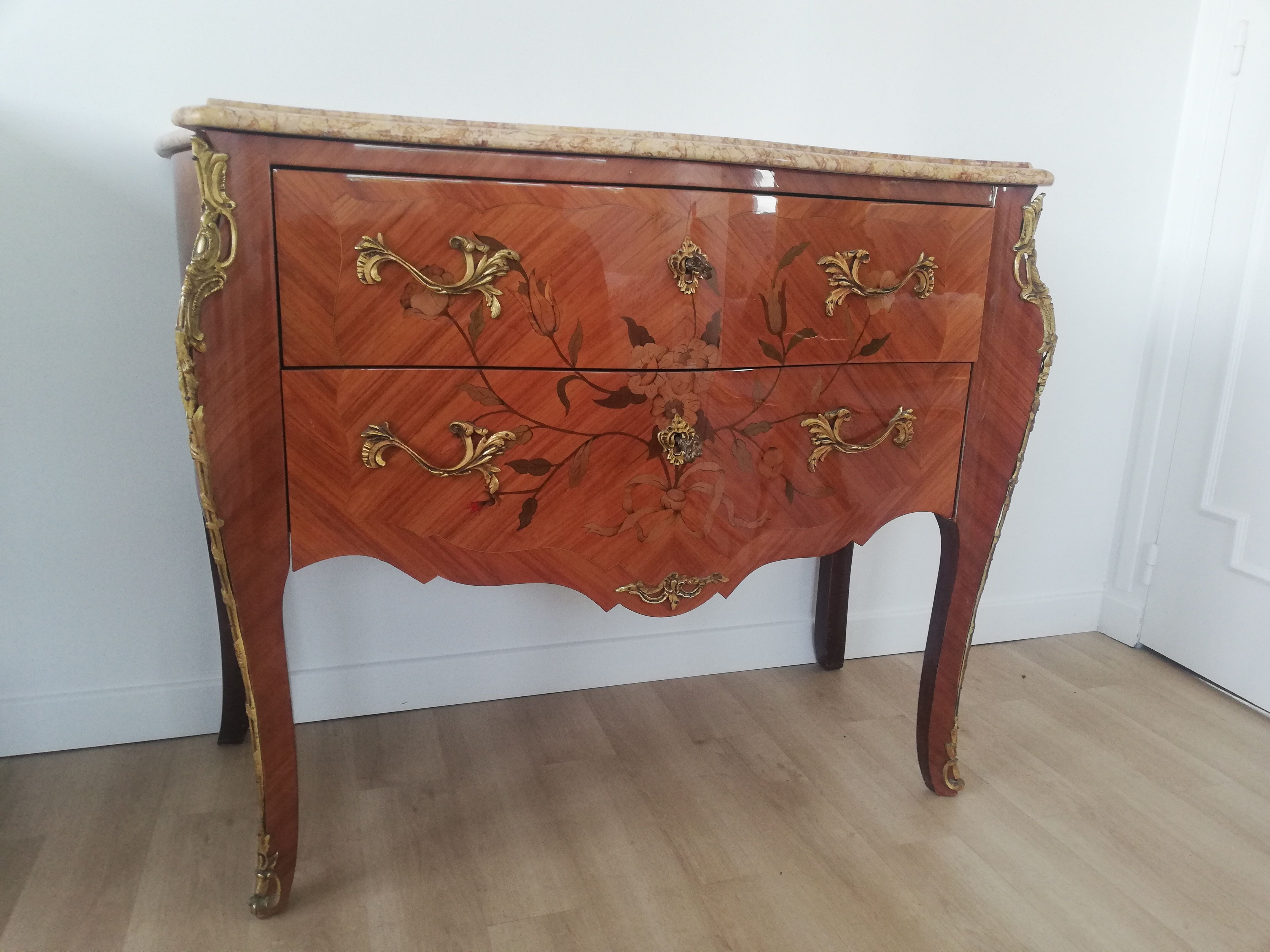COMMODE Louis XV marquetry