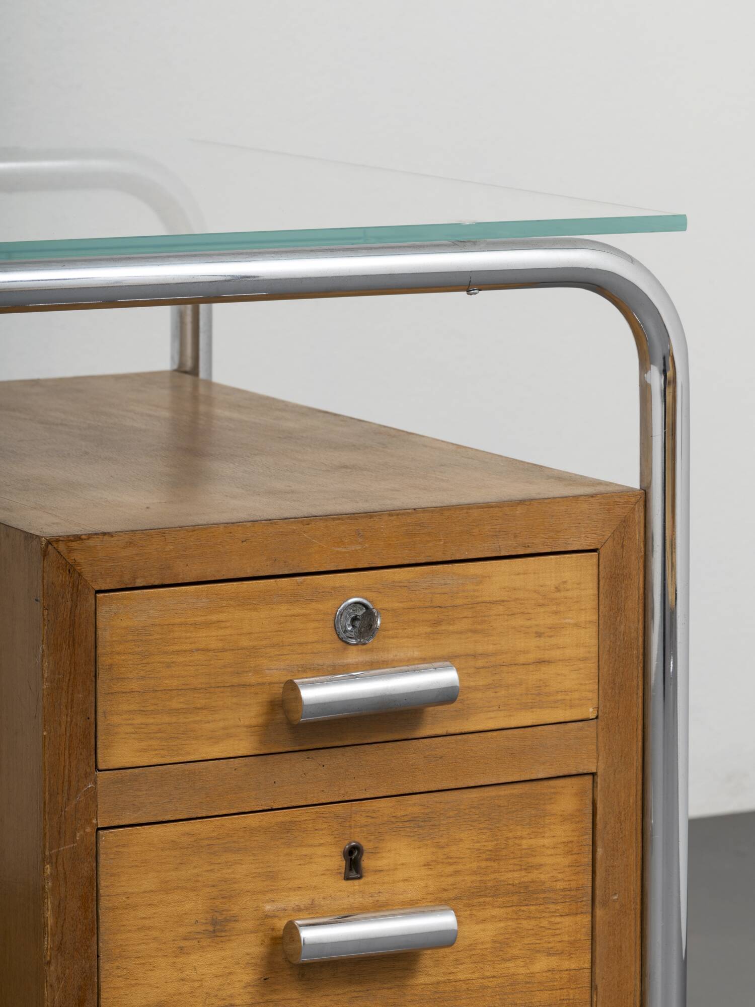 Cova Milano rationalist desk in walnut, tubular steel and glass, 1940s