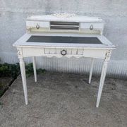 Daybed, 1930s console