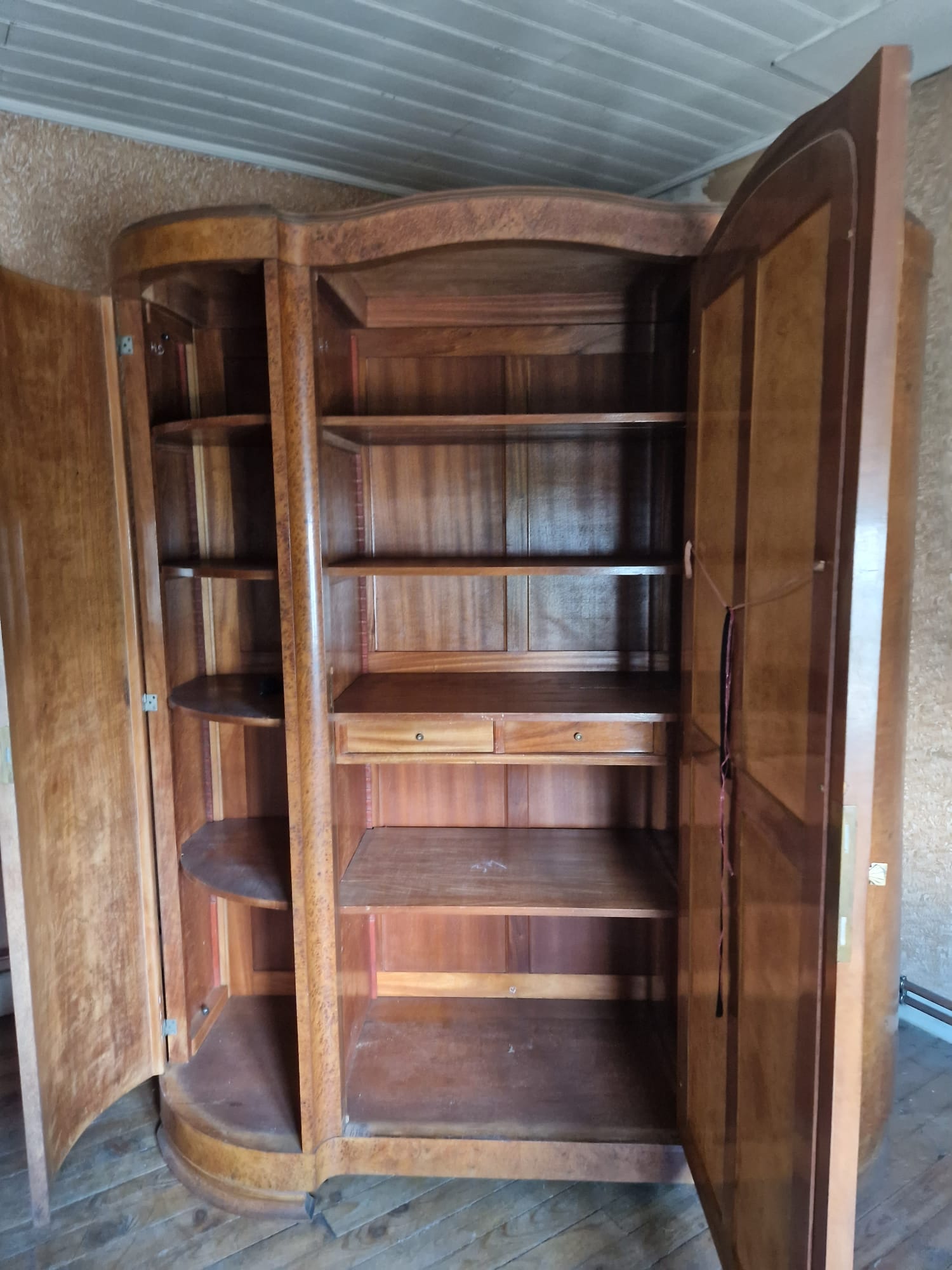 Armoire art déco