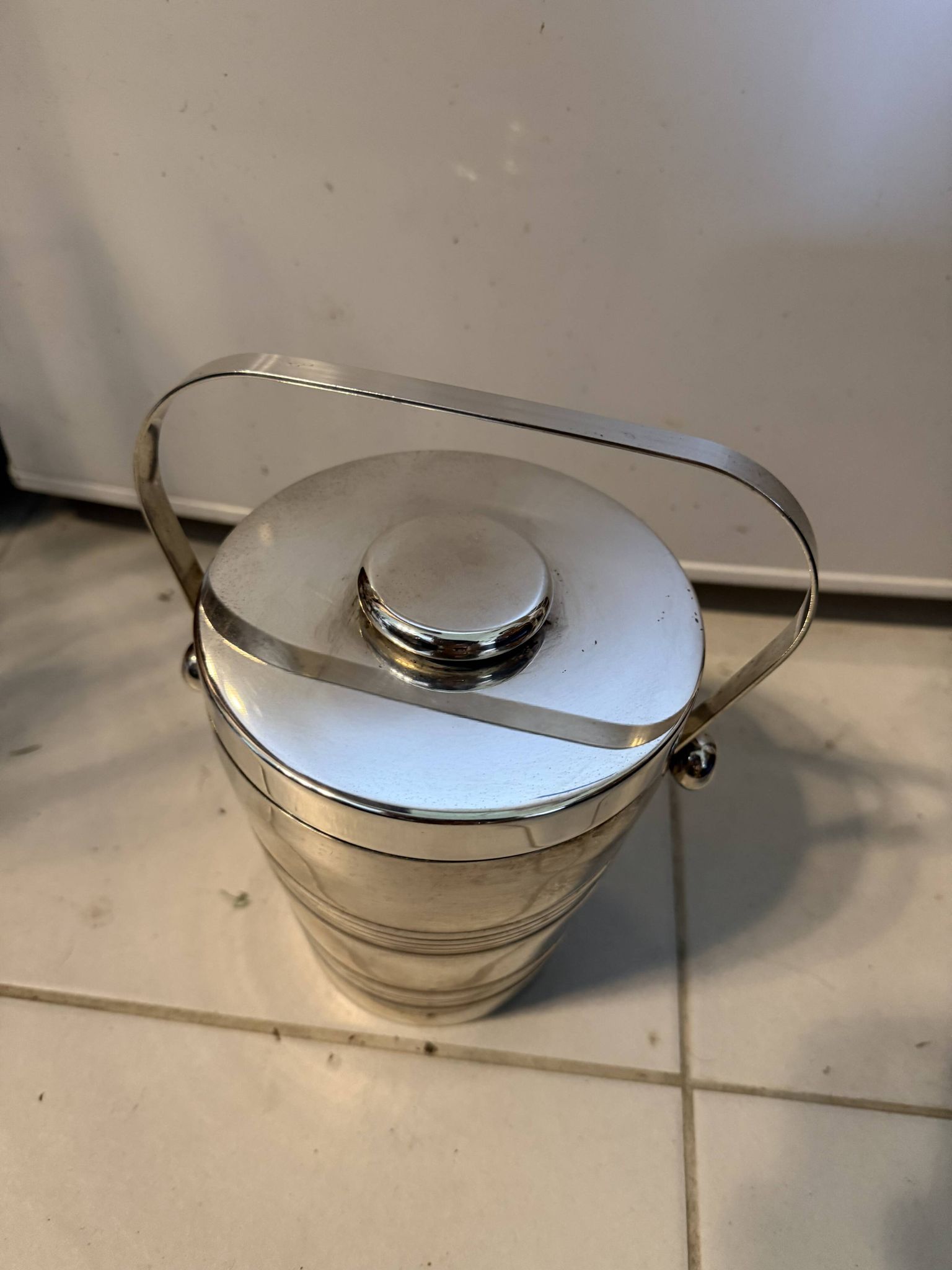 Seau à glace en métal argenté