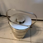 Seau à glace en métal argenté