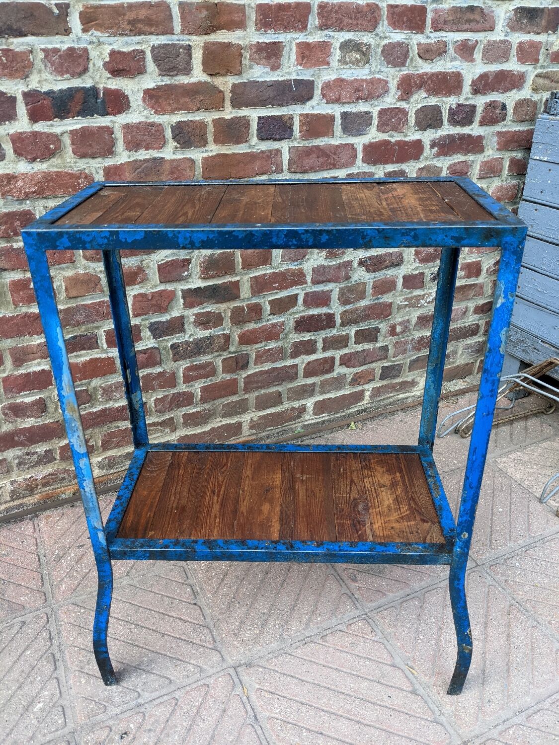 Industrial console