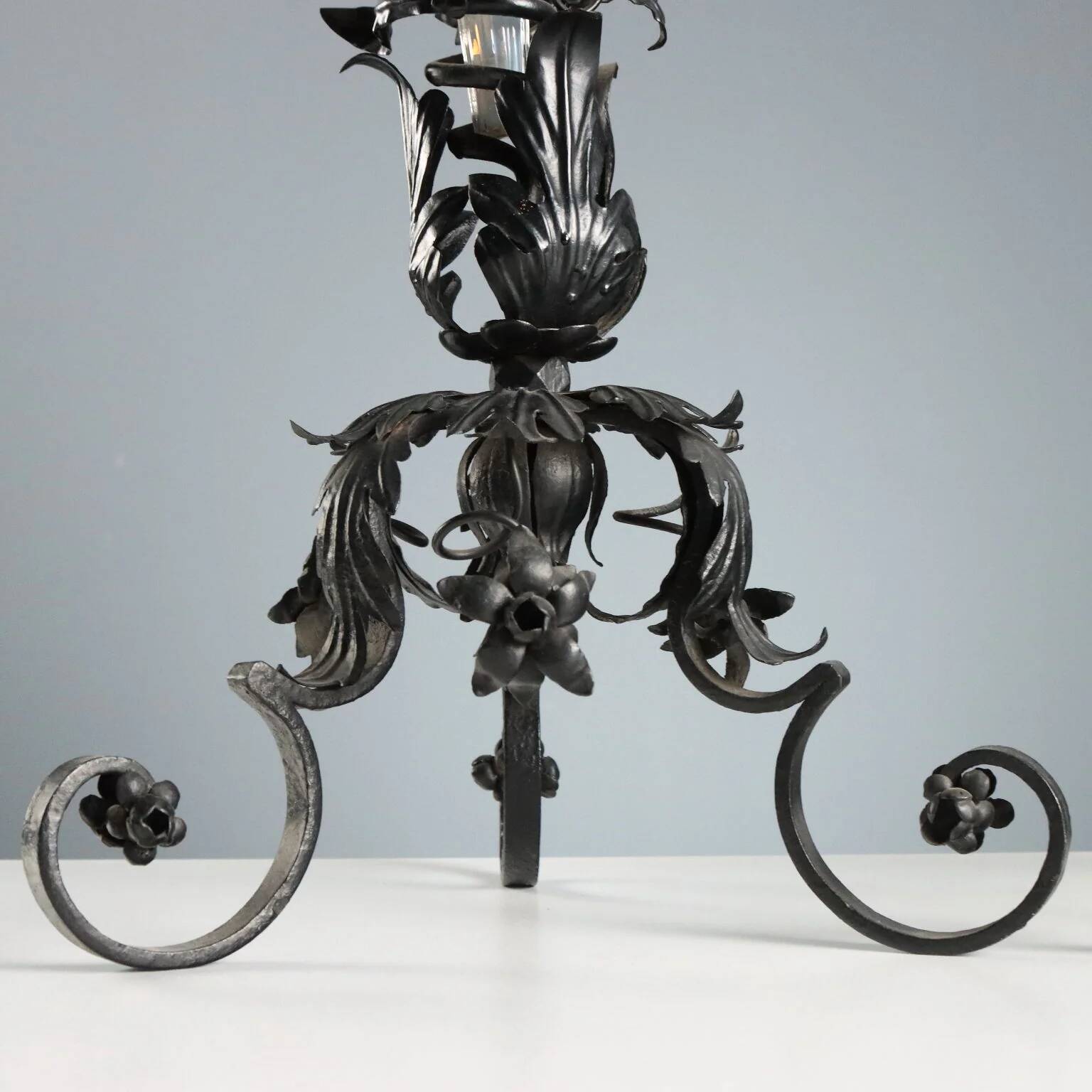 Vases anciens en fer forgé, Italie, XXe siècle