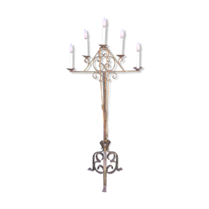 Chandelier en fer forgé en état