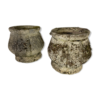 Pair of concrete planters