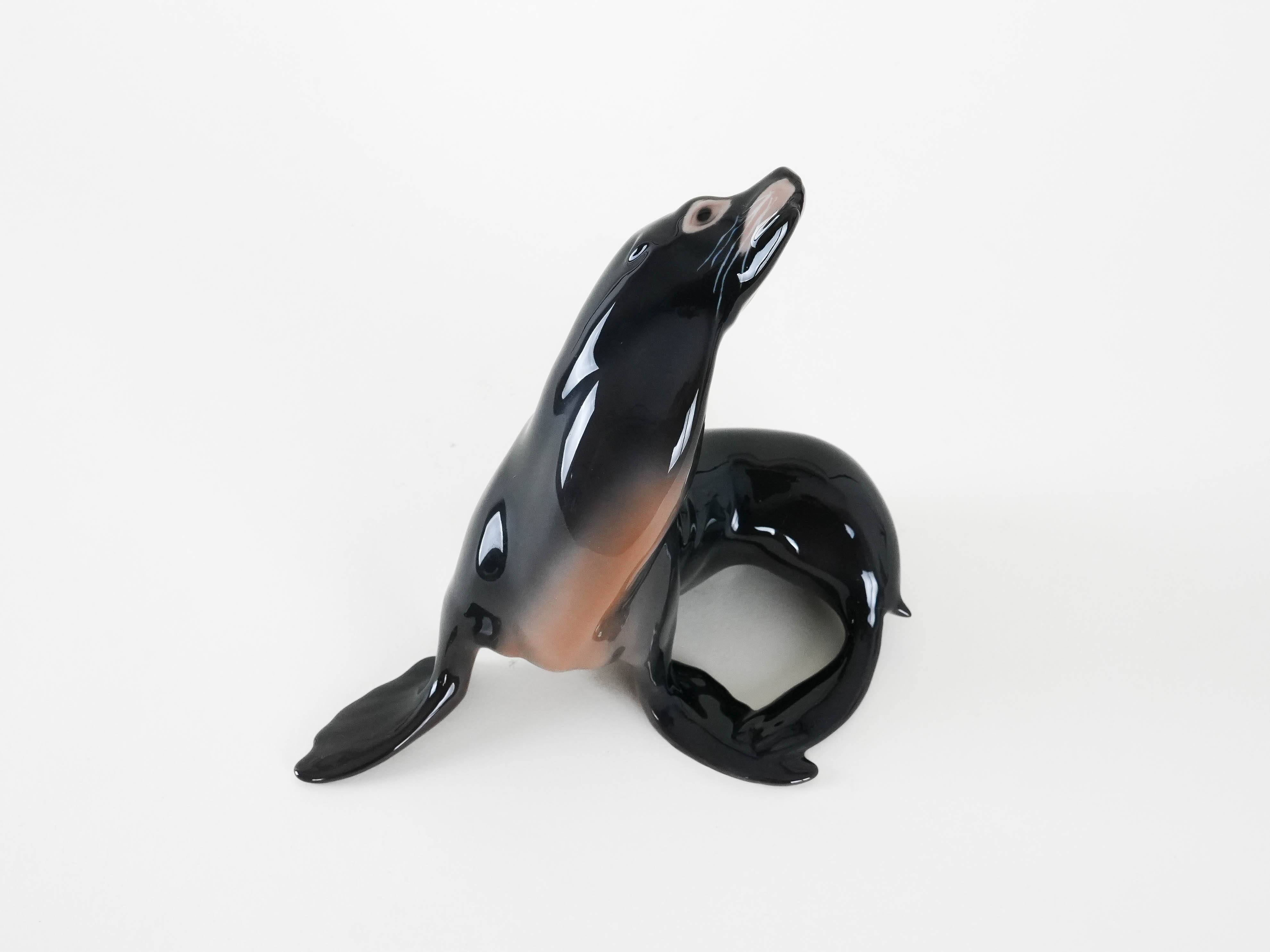 Figurine d'otarie en porcelaine, design danois, années 1970, fabricant : Bing & Grø