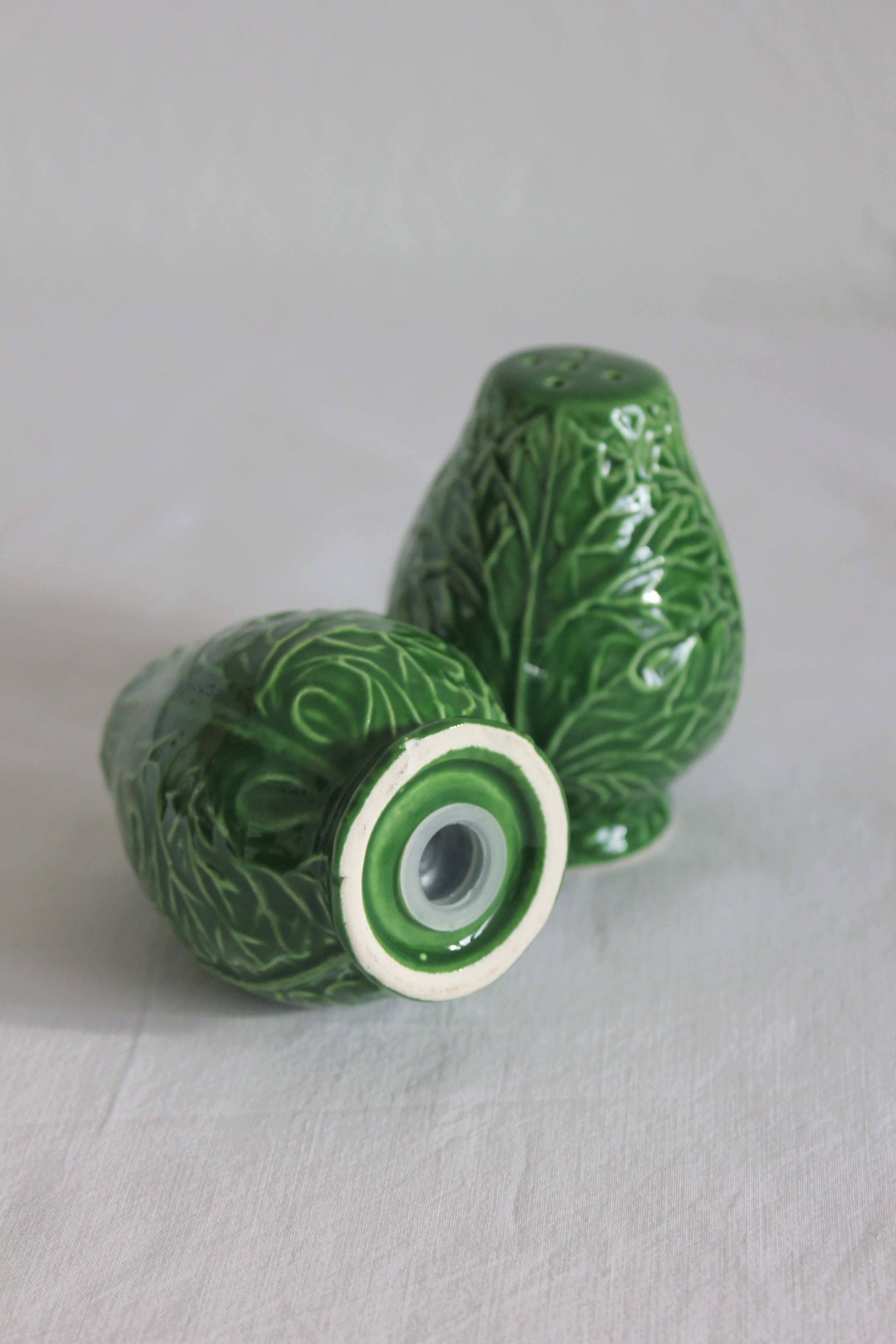 Salt and pepper shaker slurry cabbage leaves